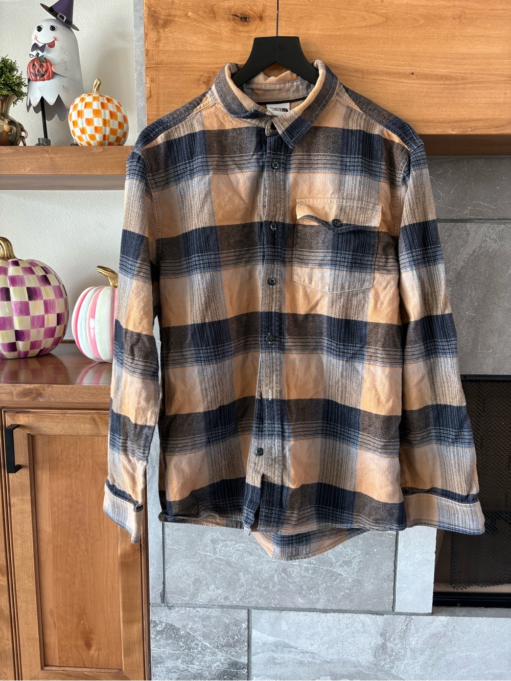 The North Face Men's Plaid Button-Down Shirt - Black & Tan